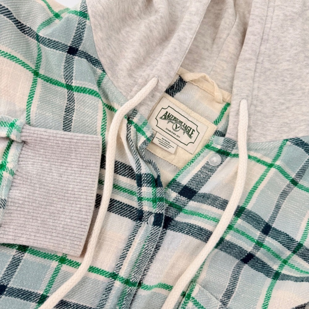 American‎ Eagle Outfitters Womens Medium Plaid Flannel Hoodie Shirt Mint Green